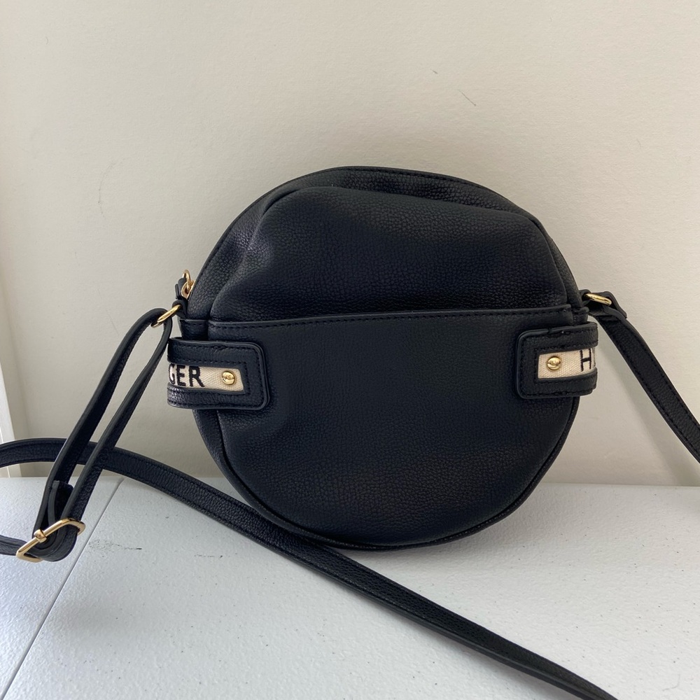 Tommy Hilfiger black gold hardware round canteen crossbody shoulder bag purse